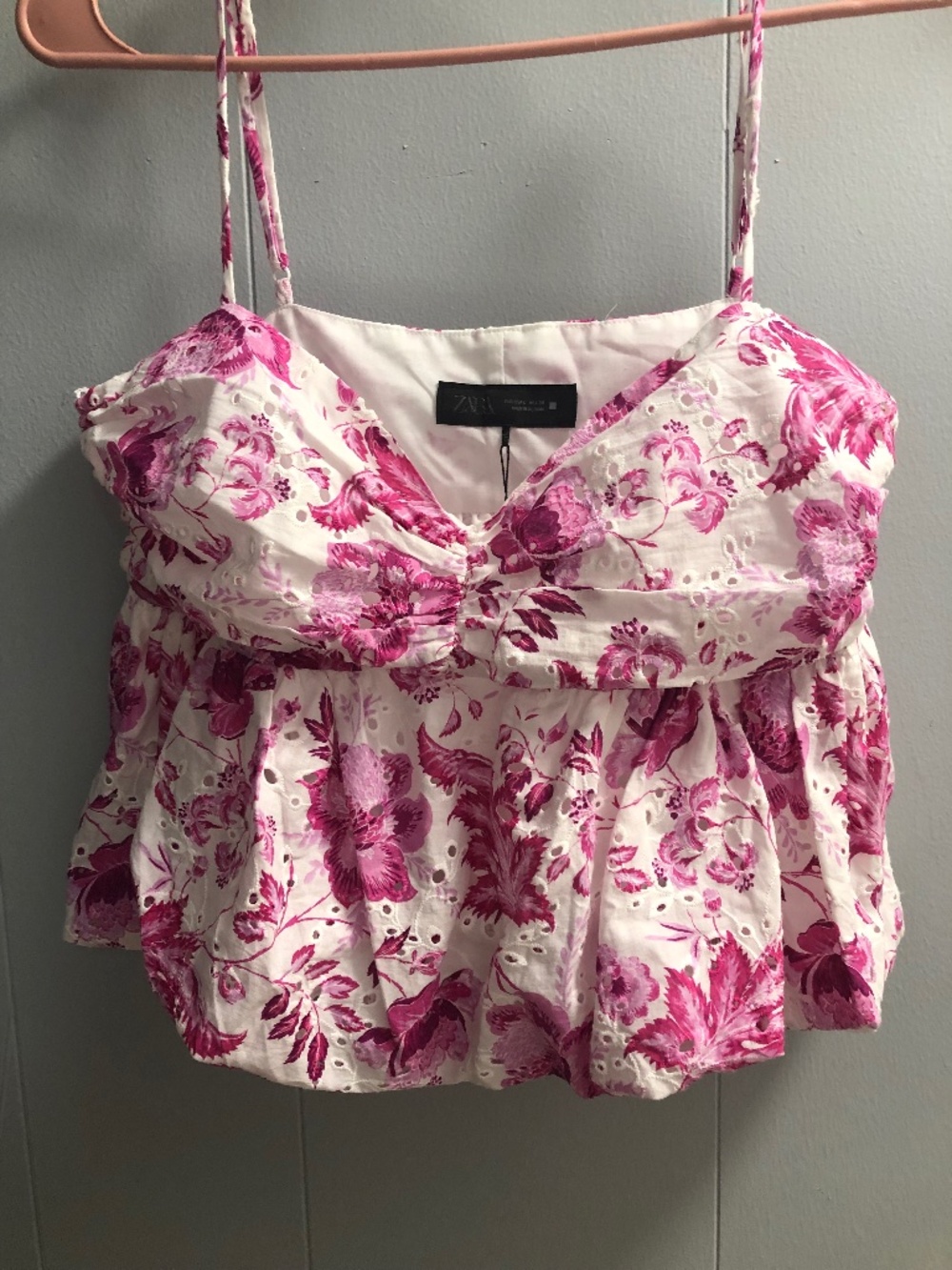 Zara NWT Crop Top Size L Eyelet Spaghetti Straps, Purple & White